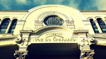 Clube dos pequenos palcos em Lisboa