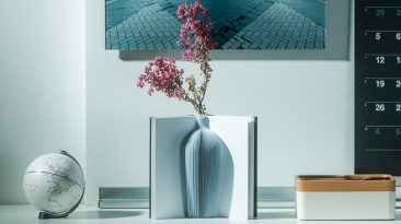 Vasos 3D surgem deste livro para adicionar alguns designs geométricos mínimos à decoração da sua casa