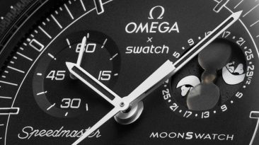 Surpreendentemente divertido: o Omega x Swatch Snoopy 'New Moon' e 'Full Moon' MoonSwatch reinventa o design clássico