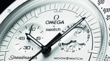 MISSION TO THE MOONPHASE com SWATCH