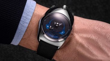 Relógio de titânio inspirado no espaço traça a órbita da Terra e da Lua em torno do Sol